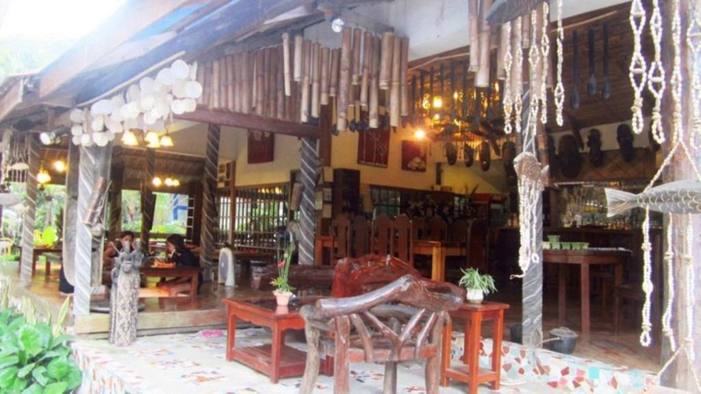 The Lotus Garden Bed and Breakfast Puerto Princesa Εξωτερικό φωτογραφία