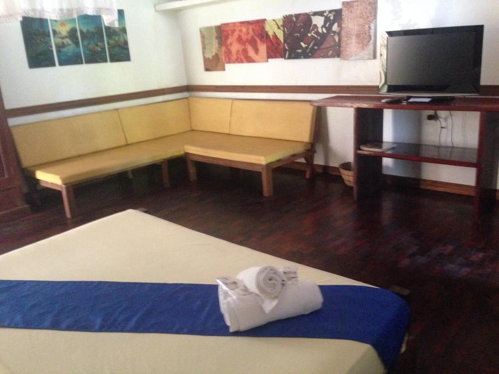 The Lotus Garden Bed and Breakfast Puerto Princesa Εξωτερικό φωτογραφία