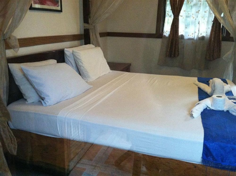 The Lotus Garden Bed and Breakfast Puerto Princesa Εξωτερικό φωτογραφία