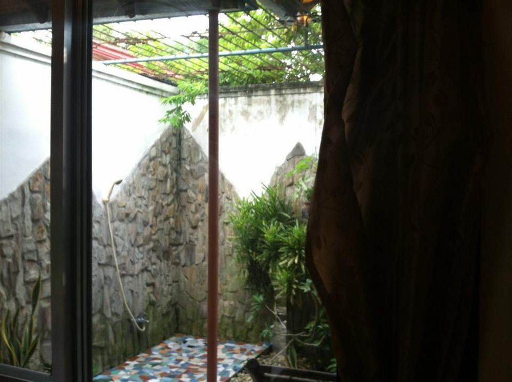 The Lotus Garden Bed and Breakfast Puerto Princesa Εξωτερικό φωτογραφία