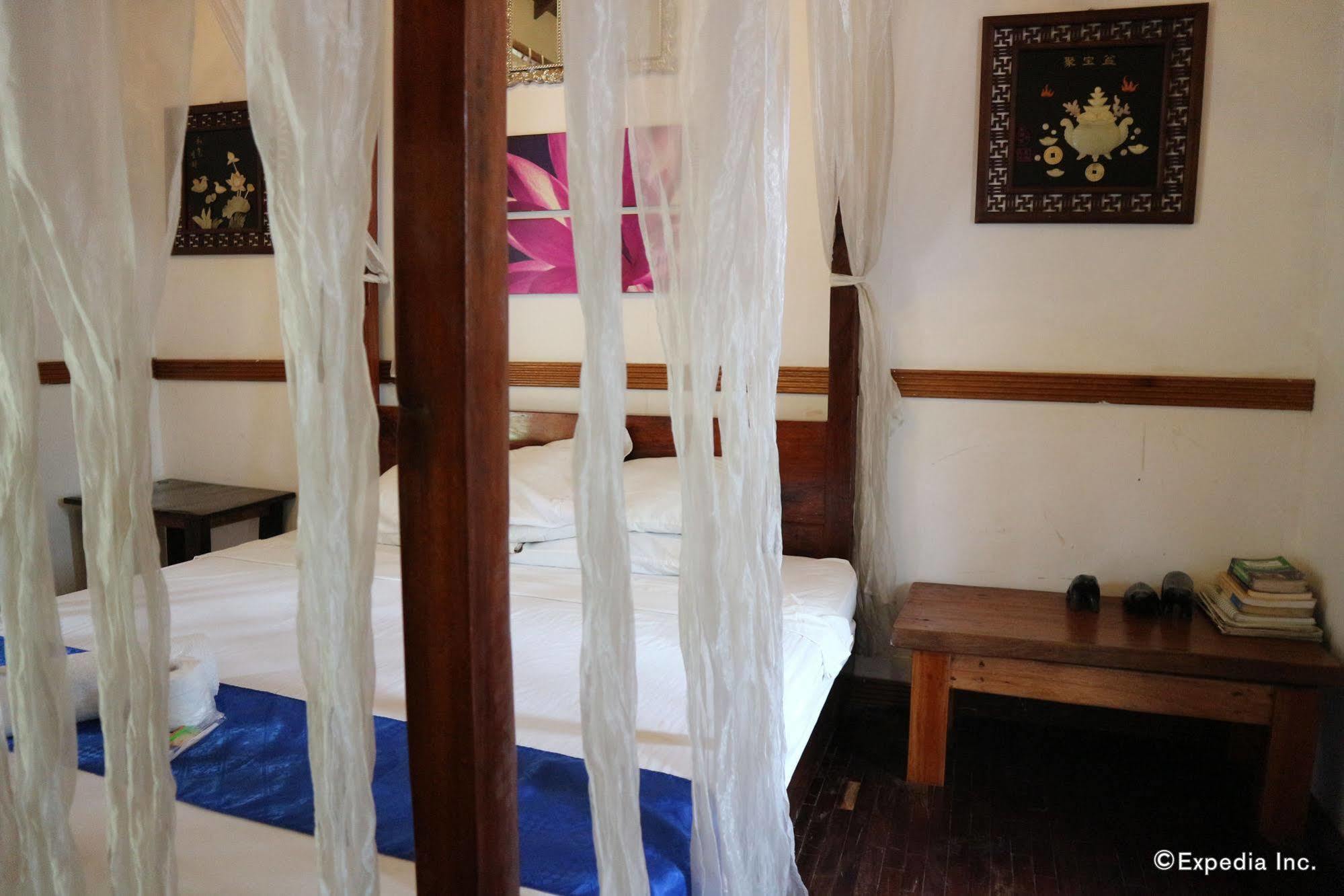 The Lotus Garden Bed and Breakfast Puerto Princesa Εξωτερικό φωτογραφία